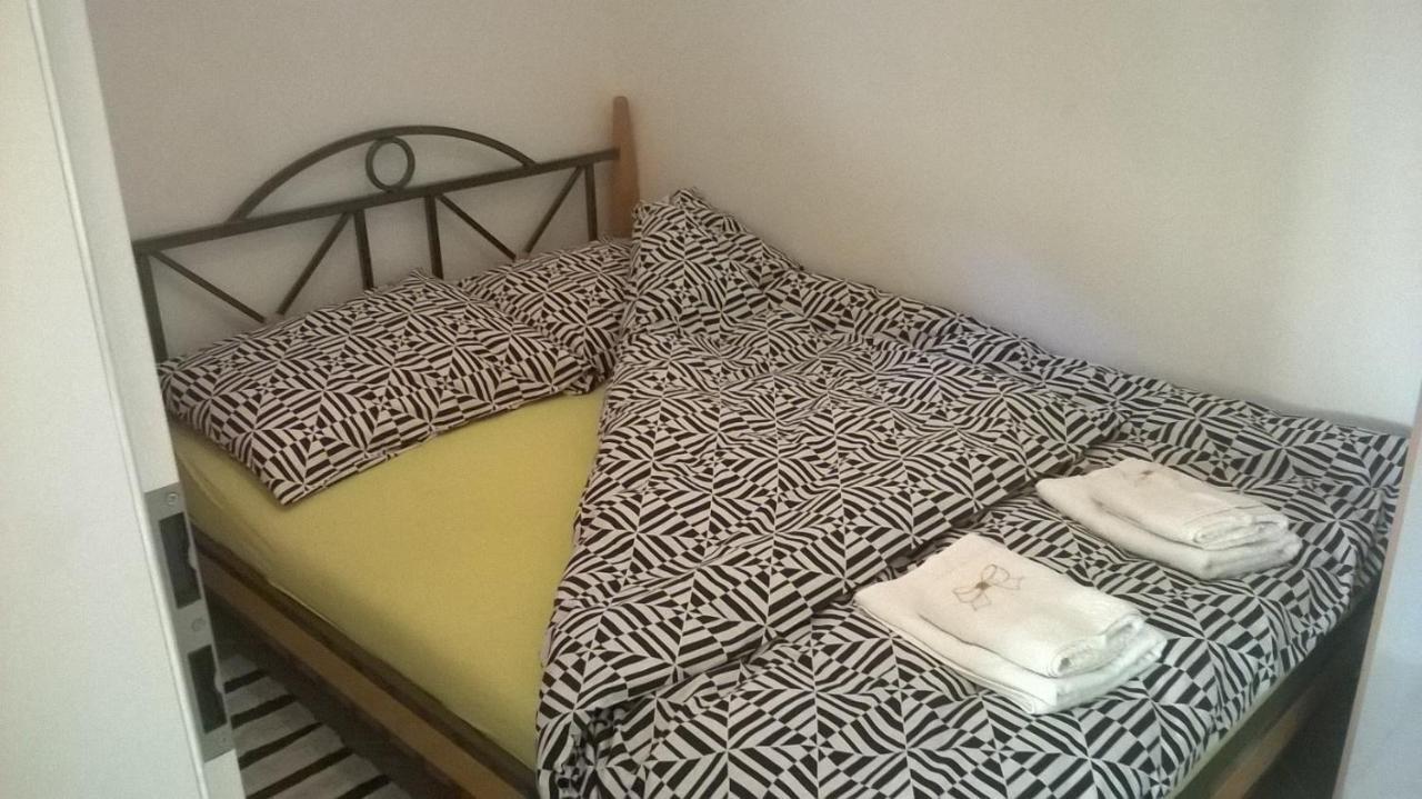 Apartman Renata Omiš Exterior foto