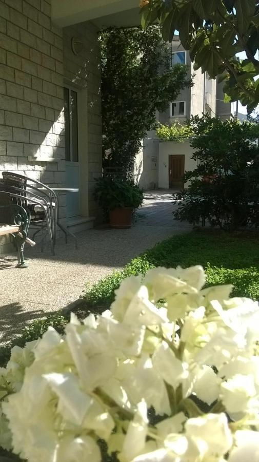 Apartman Renata Omiš Exterior foto